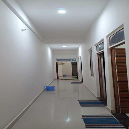 Geeta Dham Hotel Vrindavan Ngoại thất bức ảnh