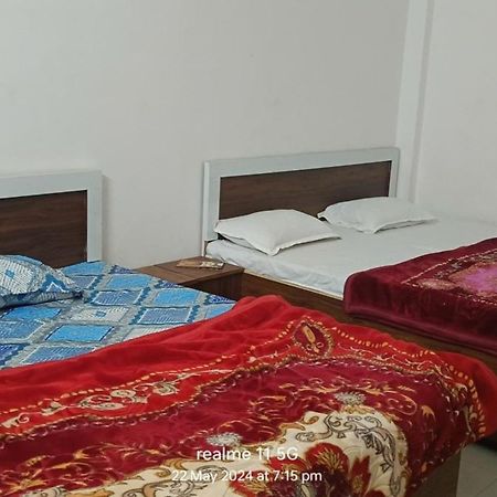 Geeta Dham Hotel Vrindavan Ngoại thất bức ảnh