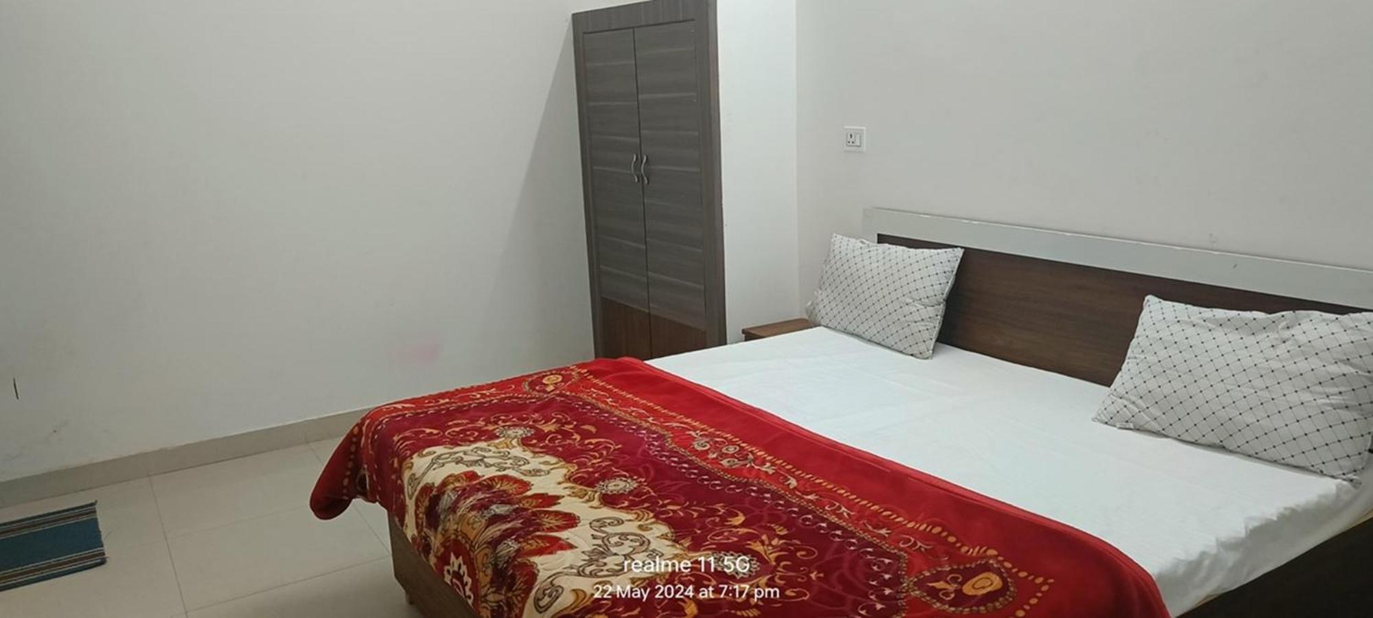 Geeta Dham Hotel Vrindavan Ngoại thất bức ảnh